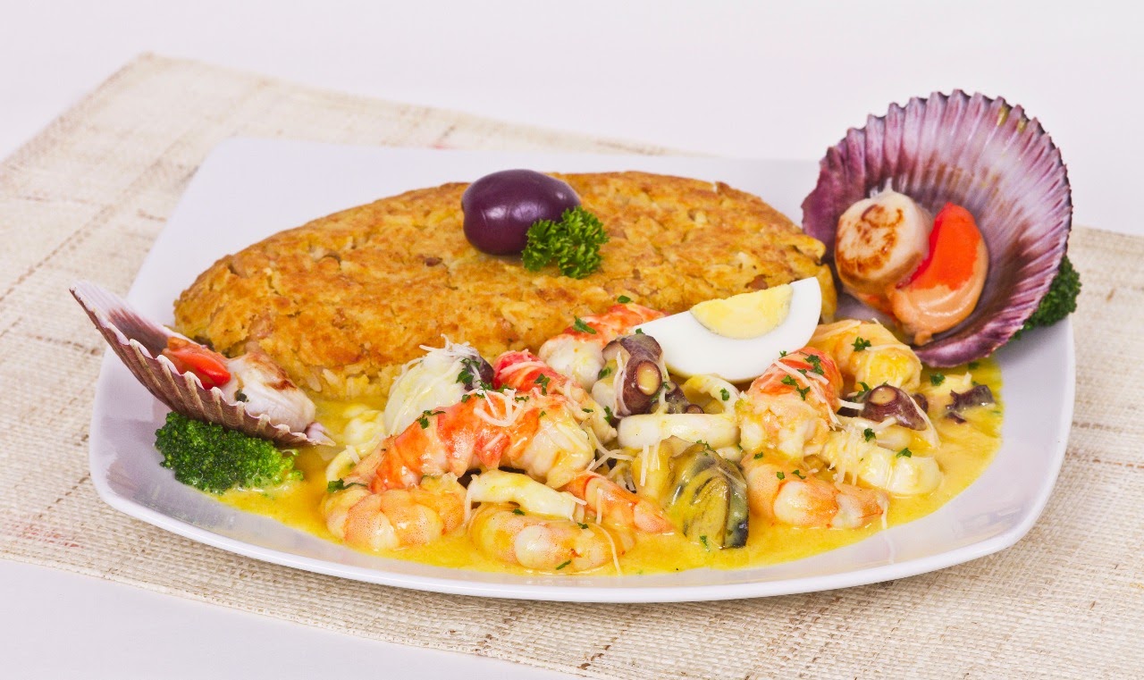 Tacu Tacu con mariscos gratinado